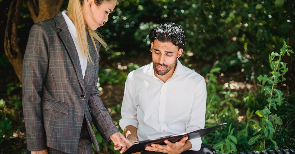 V粉卡实名账号：中雄影视app详情下载教程