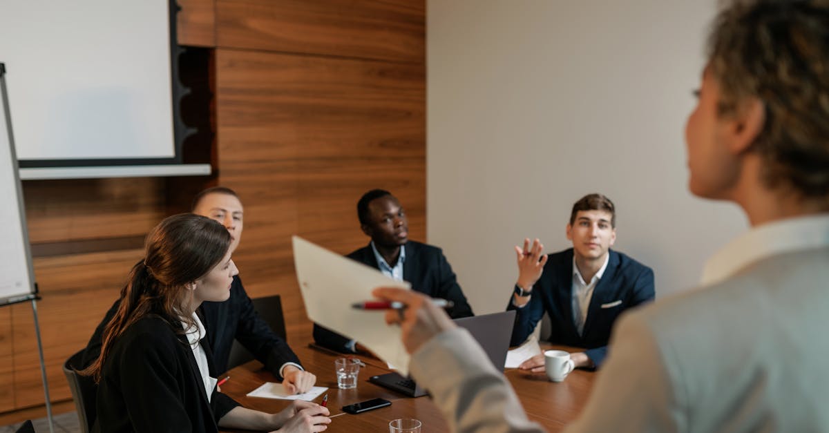 菠萝云实名账号：工程代理采购平台